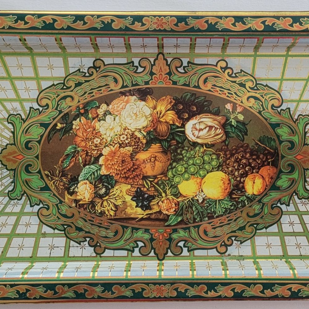Daher Tin Tray decorative